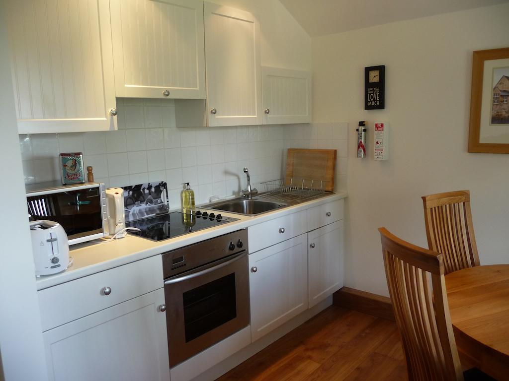 The Apartment At Hillside Lodge Broadway  Room photo